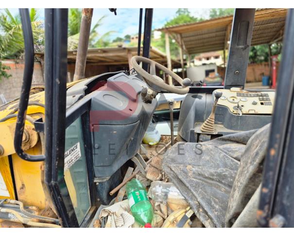 Foto de RETROESCAVADEIRA JCB SERIE 3C, 2014/2014, NO ESTADO EM QUE SE ENCONTRA.