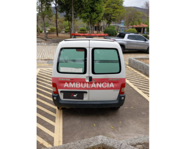 Foto de ESP/CAMINHONETE/ AMBULANC/I/PEUGEOT PART GREENCAR, ALCOOL/GASOLINA, BRANCA, 2017/2018, CHASSI: ...12410, NO ESTADO EM QUE SE ENCONTRA.