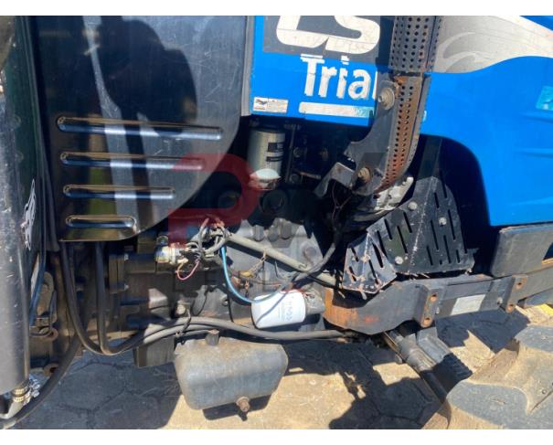 Foto de TRATOR PLUS 80, 19, ANO 2015, NO ESTADO EM QUE SE ENCONTRA.