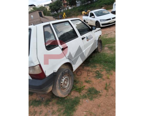 Foto de AUTOMOVEL FIAT/UNO MILLE ECONOMY, ALCOOL/GASOLINA, BRANCA, 2010/2011, CHASSI: 9BD15822AB6534283, RENAVAM: 00264349946, NO ESTADO EM QUE SE ENCONTRA. 