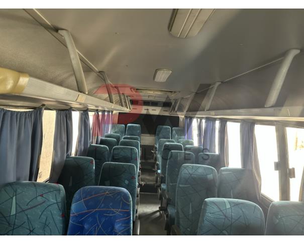 Foto de ONIBUS MARCOPOLO/VOLARE W8 ON, DIESEL, BRANCA, 2008/2009, CHASSI: ...28494, NO ESTADO EM QUE SE ENCONTRA.