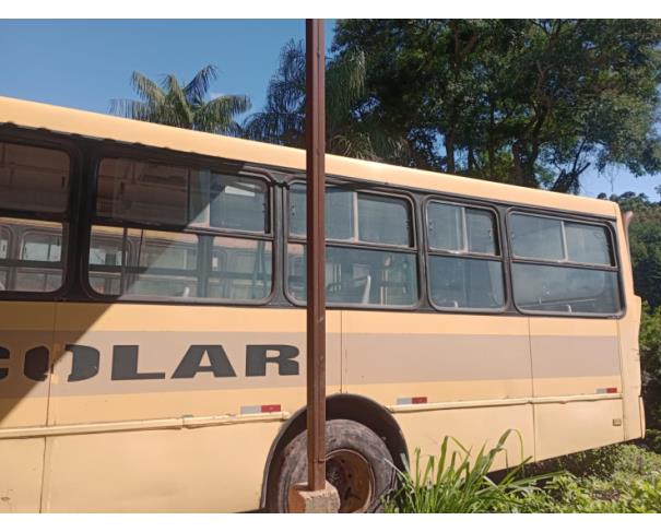 Foto de ONIBUS M.BENZ/CAIO APACHES21 U, DIESEL, BEGE, 2002/2002, CHASSI: 9BM3840672B303508, RENAVAM: 00789323850, NO ESTADO EM QUE SE ENCONTRA.