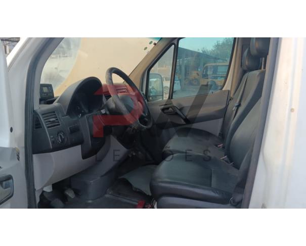 Foto de PAS/MICROONIBUS I/M.BENZ 415CDI SPRINTERM, DIESEL, 2018/2019, BRANCA, RENAVAM: 01164542220 , CHASSI: 8AC906633KE156762, NO ESTADO EM QUE SE ENCONTRA.
