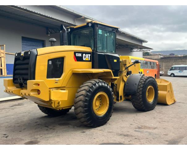 Foto de PÁ-CARREGADEIRA CATERPILLAR 938K, COR AMARELA, ANO 2016, Nº DE SÉRIE W8K00280, NO ESTADO EM QUE SE ENCONTRA.