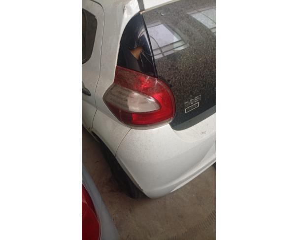 Foto de AUTOMOVEL, FIAT/MOBI EASY, BRANCA, 2016/2017, ALCOOL/GASOLINA, CHASSI: 9BD341A4NHB420895, RENAVAM: 01093238825, NO ESTADO EM QUE SE ENCONTRA.