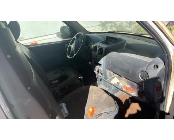 Foto de CAMINHONETE I/PEUGEOT PART GREENCAR, ALCOOL/GASOLINA, BRANCA, 2017/2018, CHASSI: 8AEGCN6A8JG512231, RENAVAM: 01148869465, NO ESTADO EM QUE SE ENCONTRA.