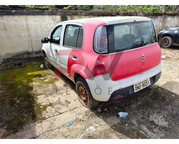 Foto de AUTOMOVEL, FIAT/UNO DRIVE 1.0, BRANCA, 2017/2018, ALCOOL/GASOLINA, CHASSI: 9BD195B4NJ0813403, RENAVAM: 01137964380, NO ESTADO EM QUE SE ENCONTRA.