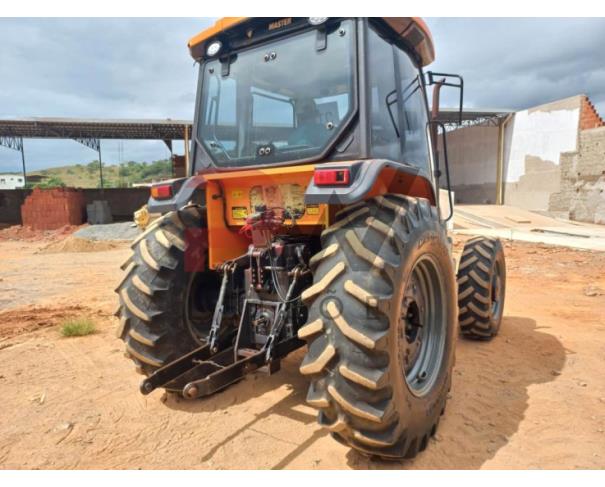 Foto de TRATOR BUDNY 2019, MODELO 8540, SERIE BDY08540JL0S00018, TRAÇADO, NO ESTADO EM QUE SE ENCONTRA. 