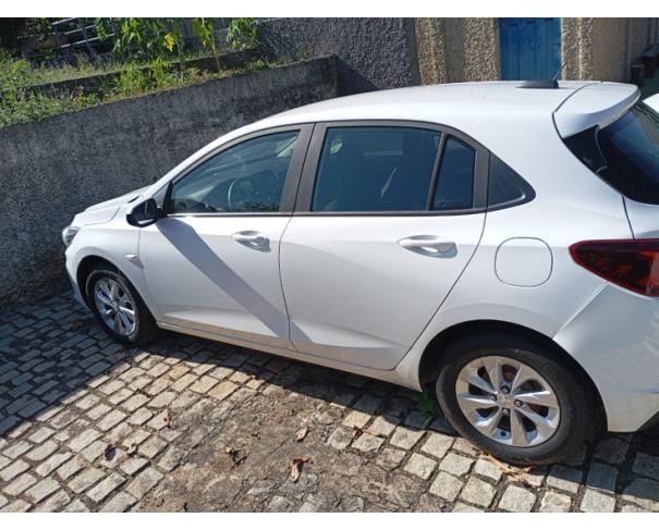 Foto de AUTOMOVEL CHEV/ONIX 10TMT LT1, ALCOOL/GASOLINA, BRANCA, 2020/2020,CHASSI: ...54205, NO ESTADO EM QUE SE ENCONTRA.