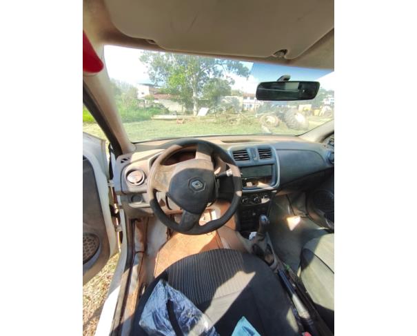 Foto de AUTOMOVEL, RENAULT/SANDERO AUTH 10, 2017/2018, BRANCA, ALCOOL/GASOLINA, CHASSI: 93Y5SRF84JJ868271, RENAVAM: 01120745630, NO ESTADO EM QUE SE ENCONTRA.