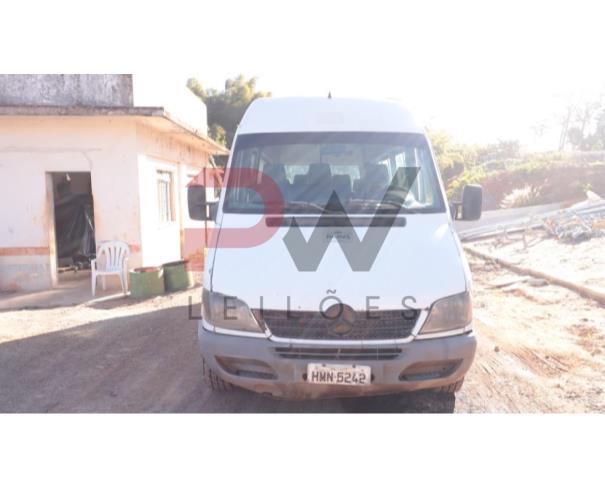 Foto de SPRINTER TIPO MICROONIBUS MARCA I/M.BENZ 313CDI SPRINTERM 16L 129CV FAB MB COR BRANCA PLACA HMN-5242 ANO FAB/MOD  2006/2006 COMBUSTÍVEL DIESEL CHASSI 8AC9036726A945283, NO ESTADO EM QUE SE ENCONTRA. 