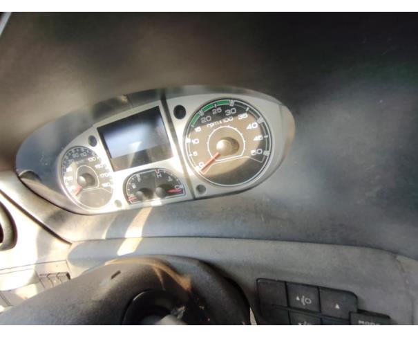 Foto de ONIBUS, IVECO/CITYCLASS 70C17, 2013/2013, AMARELA, DIESEL, CHASSI: 93ZL68C01D8452777, RENAVAM: 00565518089, NO ESTADO EM QUE SE ENCONTRA.