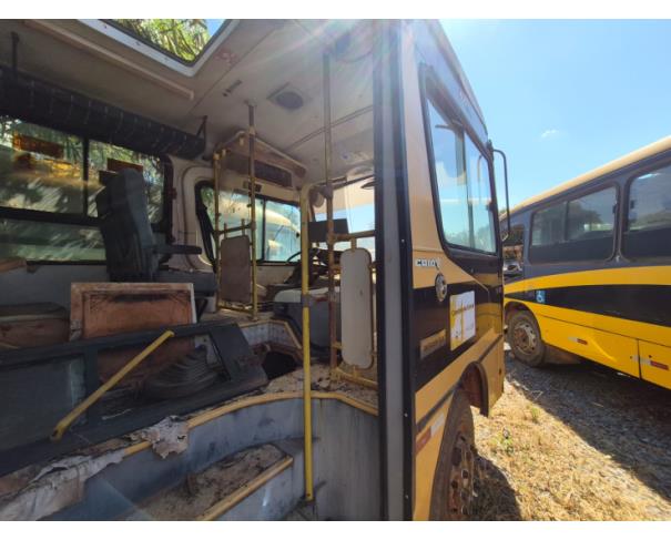 Foto de ONIBUS VW/15.190 EOD E.S.ORE, DIESEL, AMARELA, 2011/2011, CHASSI: 9532882W1BR163588, RENAVAM: 00342124994, NO ESTADO EM QUE SE ENCONTRA.
