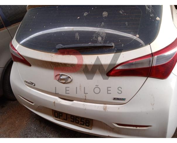 Foto de PASSAGEIRO / HYUNDAI / HB201.0M 1.0 M / PLACA: OPJ-9658 / UF: MG / MUNICÍPIO: CORONEL FABRICIANO / ANO FABRICAÇÃO: 2013 / ANO MODELO: 2013 / BRANCA / CHASSI: 9BHBG51CADP059503 / MOTOR:F3LACP153114 / RENAVAM: 00519397592, NO ESTADO EM QUE SE ENCONTRA. 
