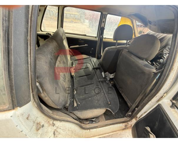Foto de AUTOMOVEL FIAT/UNO MILLE WAY ECON, ALCOOL/GASOLINA, BRANCA, 2011/2012, CHASSI: 9BD15844AC6656269, RENAVAM: 00419142363, NO ESTADO EM QUE SE ENCONTRA.