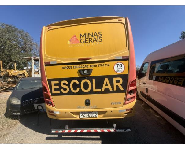 Foto de ONIBUS, IVECO/WAYCLASS 70C17HDE, AMARELA, 2016/2016, DIESEL, CHASSI: 93ZL68C01G8469339, RENAVAM: 01121458502, NO ESTADO EM QUE SE ENCONTRA.