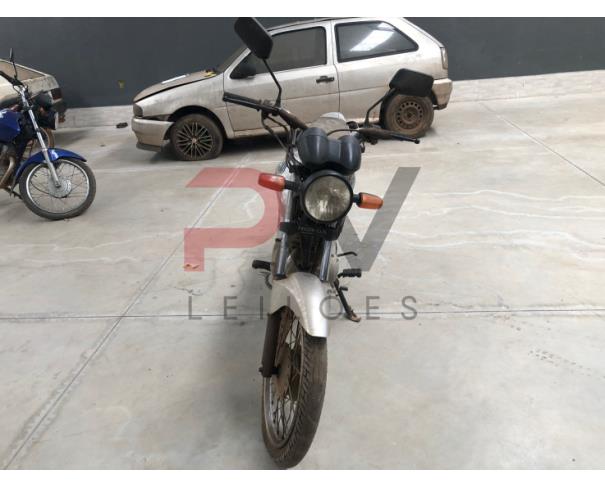 Foto de PASSAGEIRO / HONDA / CG 150 TITAN ES / Placa: HEN4265 / UF: MG / Município: Astolfo Dutra / Ano fabricação: 2007 / Ano modelo: 2007 / Cor: PRATA / Chassi: 9C2KC08507R057444 / Motor: KC08E57057444 /RENAVAM: 00913793779, NO ESTADO EM QUE SE ENCONTRA. 