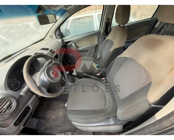 Foto de AUTOMOVEL FIAT/SIENA ESSENCE 1.6, ALCOOL/GASOLINA, BRANCA, 2014/2015, CHASSI: 9BD197163F3235485, RENAVAM: 01033945258, NO ESTADO EM QUE SE ENCONTRA.
