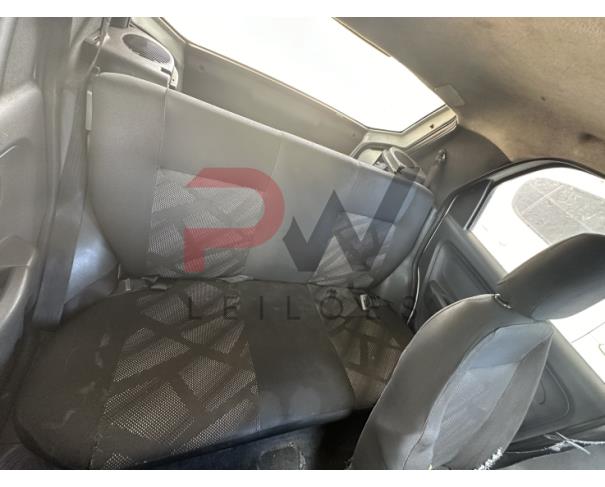 Foto de  AUTOMOVEL I/FIAT PALIO ATTRACT 1.4, ALCOOL/GASOLINA, BRANCA, 2017/2017, CHASSI: ...96537, NO ESTADO EM QUE SE ENCONTRA. 