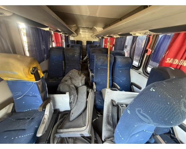 Foto de ONIBUS, M.BENZ/MASCA GRANMICRO O, BRANCA, 2018/2019, DIESEL, CHASSI: 9BM979277KB089816, RENAVAM: 01200042775, NO ESTADO EM QUE SE ENCONTRA. OBS: IMPEDIMENTO ADM.DANO MEDIA MONTA