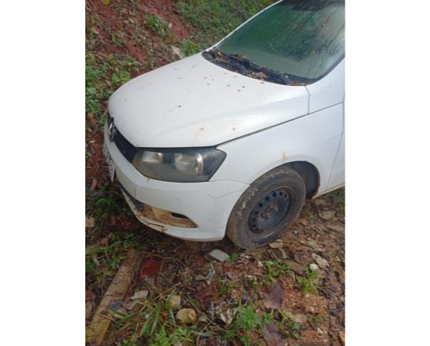 Foto de AUTOMOVEL, VW/GOL CITY MC S, BRANCA, 2014/2015, ALCOOL/GASOLINA, CHASSI: 9BWAB45U7FP123575, RENAVAM: 01035620887, NO ESTADO EM QUE SE ENCONTRA.