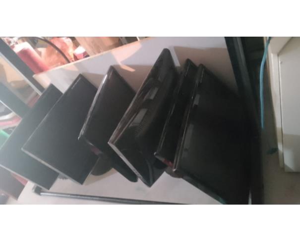 Foto de LOTE CONTENDO ELETRÔNICOS, TAIS COMO: NOTEBOOK, TELEVISÃO, IMPRESSORA, TECLADOS, ENTRE OUTROS.