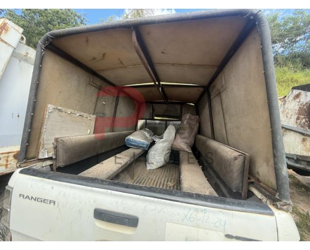 Foto de CARGA / CAMINHONETE I/FORD RANGER XL 4X4 CS4 22H, 2013/2014, DIESEL, BRANCA, CHASSI: 8AFAR21N4EJ200874, RENAVAM: 00995209456, NO ESTADO EM QUE SE ENCONTRA. MOTOR AVARIADO.