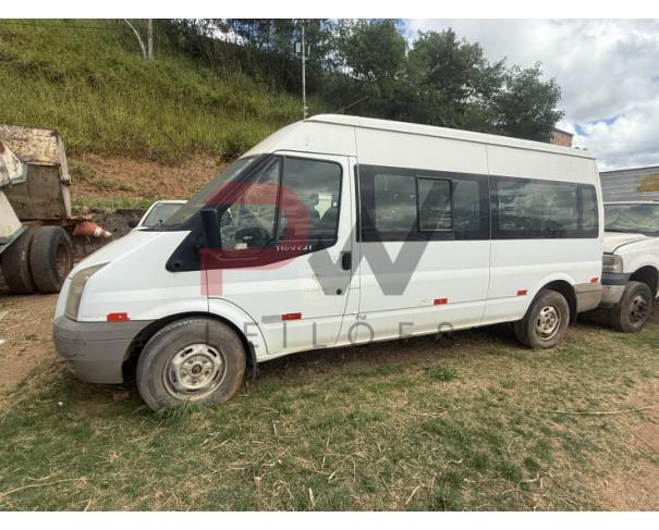 Foto de PASSAGEIRO / MICROONIBUS I/FORD TRANSIT 350L BUS, 2013/2014, DIESEL, BRANCA, CHASSI: WF0DXPTDFETC62391, RENAVAM: 00993565697, NO ESTADO EM QUE SE ENCONTRA. EM FUNCIONAMENTO, MOTOR COM PERDA DE POTÊNCIA.