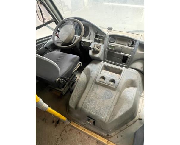 Foto de PASSAGEIRO / ONIBUS MPOLO/VOLARE V8L 4X4 EO, 2013/2014, DIESEL, AMARELA, PLACA OVK – 0G75, RENAVAM: 00656235160, CHASSI: 93PB58M1MEC048540, NO ESTADO EM QUE SE ENCONTRA.