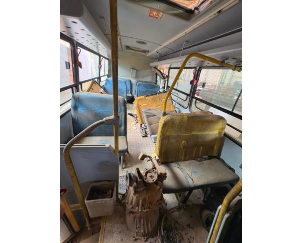 Foto de ONIBUS, IVECO/CITYCLASS 70C17, AMARELA, 2013/2013, DIESEL, CHASSI: 93ZL68C01D8452501, RENAVAM: 00565517104.