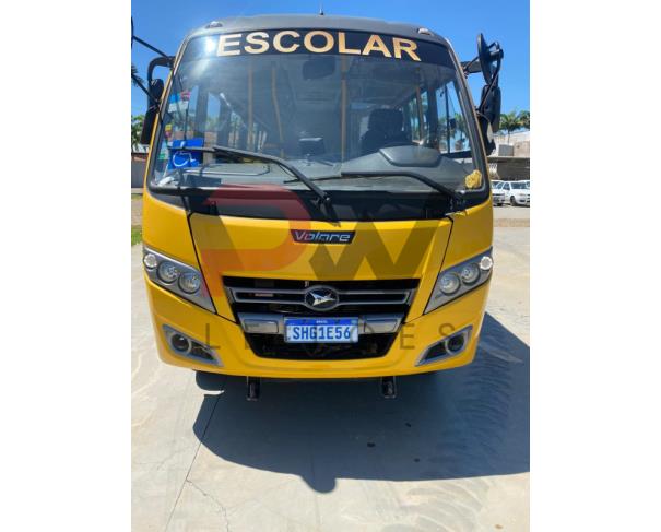 Foto de ONIBUS MARCOPOLO/VOLARE V8L EO, RENAVAM Nº 01339981359, CHASSI Nº 93PB54M10PC070599, ANO FABRICAÇÃO 2022, ANO MODELO 2023, COR AMARELA, DIESEL, 152 CV, VEÍCULO DE 30 PASSAGEIROS, NO ESTADO EM QUE SE ENCONTRA.