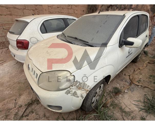 Foto de AUTOMOVEL FIAT/UNO ECONOMY, ALCOOL/GASOLINA, BRANCA, 2014/2014, CHASSI: 9BD195173E0579131, RENAVAM: 01012220238, NO ESTADO EM QUE SE ENCONTRA. 