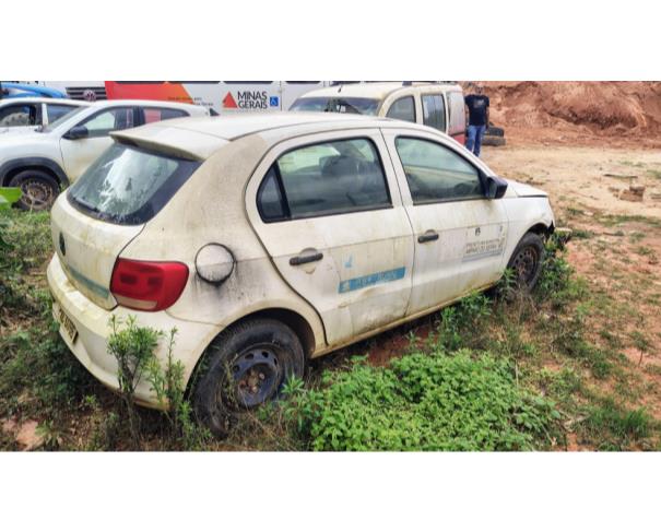 Foto de VW GOL SPECIAL MB PASSAGEIRO AUTOMOVEL, BRANCA, ALCOOL/GASOLINA, 2016/2016, RENAVAM: 01079807737, CHASSI: 9BWAA45U7GP514519, NO ESTADO EM QUE SE ENCONTRA.