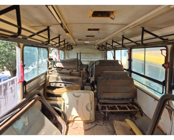 Foto de ONIBUS M.BENZ/INDUSCAR FOZ U, DIESEL, AMARELA, 2010/2010, CHASSI: 9BM384067AB723711, RENAVAM: 00226537030, NO ESTADO EM QUE SE ENCONTRA.