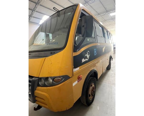 Foto de PASSAGEIRO / ONIBUS MPOLO/VOLARE V8L 4X4 EO, 2013/2013, DIESEL, PLACA HTO – 3B68, RENAVAM: 00552300616, CHASSI: 93PB58M1MDC046971, NO ESTADO EM QUE SE ENCONTRA.