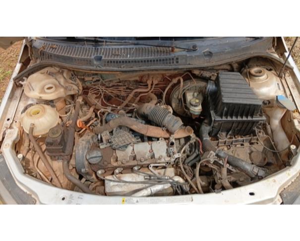 Foto de AUTOMOVEL, VW/NOVO GOL 1.6 CITY, 2013/2014, PRATA, ALCOOL/GASOLINA, CHASSI: 9BWAB45U9ET087569, RENAVAM: 00564663301, NO ESTADO EM QUE SE ENCONTRA.