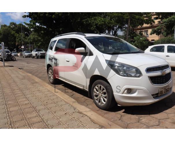 Foto de SPIN 1.8L MT LTZ 07L 111 CV 1800 FAB CHEVROLET COR BRANCA PLACA QOL-2362 ANO FAB/MOD 2018/2018 COMBUSTÍVEL FLEX CHASSI 9BGJC7520JB234170 RENAVAM 1152083047, NO ESTADO EM QUE SE ENCONTRA. 