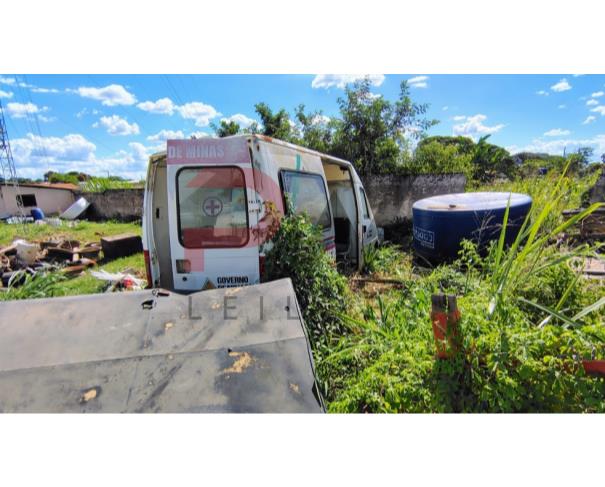 Foto de SUCATA SEM BAIXA, ESPECIAL / CAMINHONETE FIAT/DUCATO M RONTAN AMB, 2005/2005, DIESEL, BRANCA, ANTIGA PLACA HMG-4480, NO ESTADO EM QUE SE ENCONTRA.