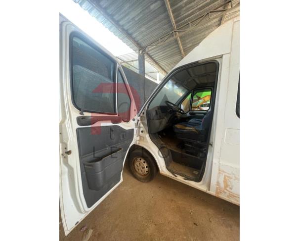 Foto de ESPECIAL / CAMINHONETE FIAT/DUCATO M RONTAN AMB, BRANCA, DIESEL, 2004/2004, PLACA HMG-3723, CHASSI: 93W231H2141020407, RENAVAM : 00845660209, NO ESTADO EM QUE SE ENCONTRA.