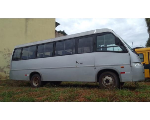 Foto de ONIBUS MARCOPOLO/VOLARE A8 ESC, DIESEL, PRATA, 2004/2004, CHASSI: 93PB04B304C013026, RENAVAM: 00832005444, NO ESTADO EM QUE SE ENCONTRA.