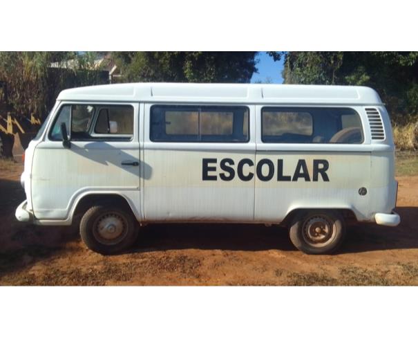 Foto de CAMIONETA VW/KOMBI, ALCOOL/GASOLINA, BRANCA, 9 LUGARES, 2013/2014, CHASSI: 9BWMF07X6EP014850, RENAVAM: 00654279632, NO ESTADO EM QUE SE ENCONTRA. 