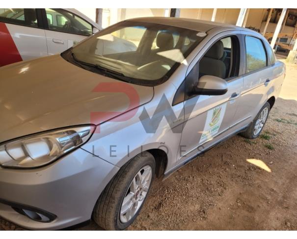 Foto de PASSAGEIRO / AUTOMOVEL FIAT/SIENA ESSENCE 1.6, 2014/2015, PRATA, ALC/GASOL, PLACA PUW-0882, CHASSI: 9BD197163F3228532, RENAVAM: 01022249379, NO ESTADO EM QUE SE ENCONTRA.