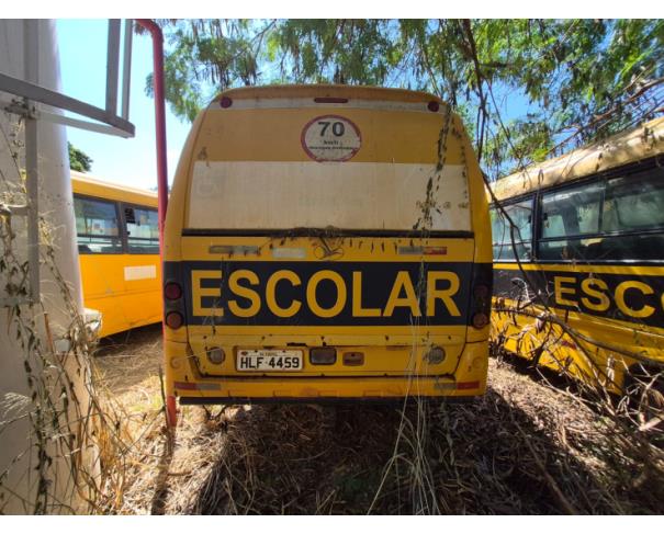 Foto de ONIBUS MARCOPOLO/VOLARE V8L ESC, DIESEL, AMARELA, 2010/2011, CHASSI: 93PB42G3PBC034171, RENAVAM: 00265065763, NO ESTADO EM QUE SE ENCONTRA.