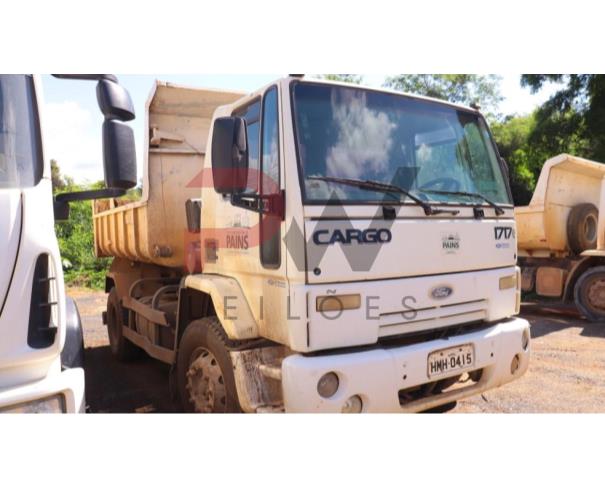 Foto de CAMINHÃO MEC. OPERAC. CARGO 1717 E 11,89T 170CV (ERA TIPO COLETOR AGORA É CAÇAMBA) FAB FORD COR BRANCA PLACA HMH-0415 ANO FAB/MOD 2007/2007 COMBUSTÍVEL DIESEL CHASSI 9BFYCE6U66BB82617 RENAVAM 911994068, NO ESTADO EM QUE SE ENCONTRA. 