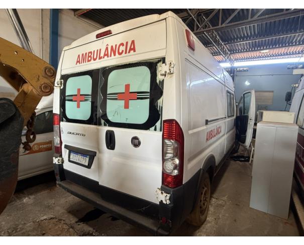 Foto de CAMINHONETE I/FIAT DUCATO RONTEC AMB, DIESEL, BRANCA, 2019/2019, CHASSI: 3C6DFVDK1KE546851, RENAVAM: 01219733510, NO ESTADO EM QUE SE ENCONTRA.