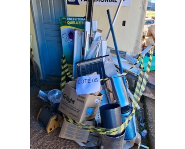 Foto de LOTE CONTENDO MATERIAIS, MOBILIÁRIOS E UTENSÍLIOS DIVERSOS, NO ESTADO EM QUE SE ENCONTRAM. 