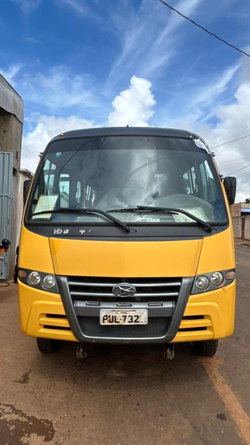 Foto de ONIBUS, MPOLO/VOLARE V8L 4X4 EO, AMARELA, 2014/2014, DIESEL, CHASSI: 93PB58M1MEC052883, RENAVAM: 01155067301, NO ESTADO EM QUE SE ENCONTRA.