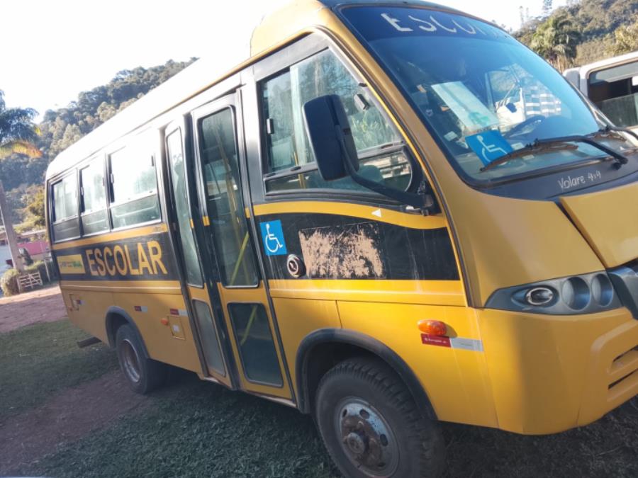Foto de ONIBUS MPOLO/VOLARE V8L 4X4 EO, DIESEL, AMARELA, 2013/2014, CHASSI: 93PB58M1MEC050591, RENAVAM: 00997684518, NO ESTADO EM QUE SE ENCONTRA.
