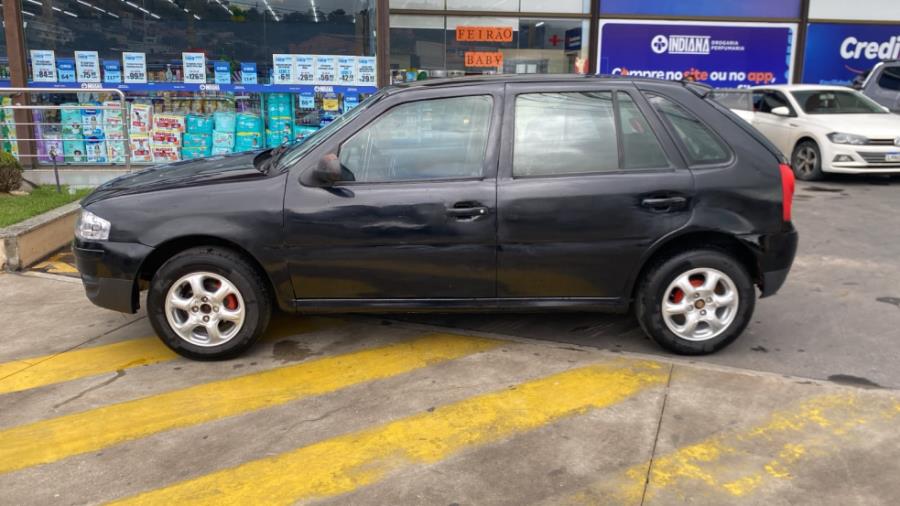 Foto de AUTOMOVEL VW/GOL 1.0 GIV, ALCOOL/GASOLINA, PRETA, 2010/2011, NO ESTADO EM QUE SE ENCONTRA.