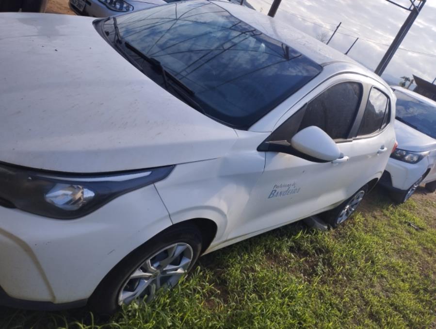 Foto de AUTOMOVEL, FIAT/ARGO DRIVE 1.0, BRANCA, 2022/2023, ALCOOL/GASOLINA, CHASSI: 9BD358AFVPYM44939, RENAVAM: 01333411739, NO ESTADO EM QUE SE ENCONTRA.